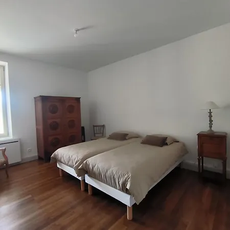 Nyaraló La Grand Cour *