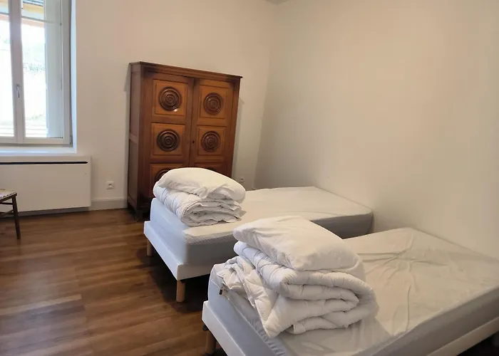 בית נופש La Grand Cour Lencloître