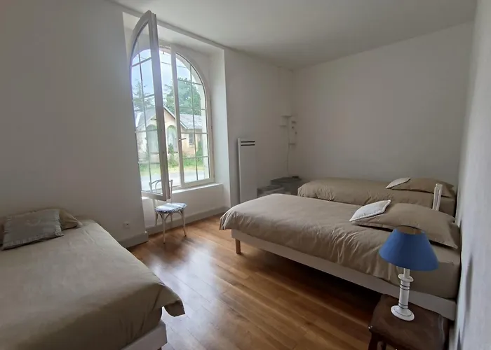 La Grand Cour בית נופש *