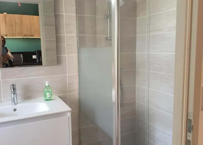 בית נופש La Grand Cour *